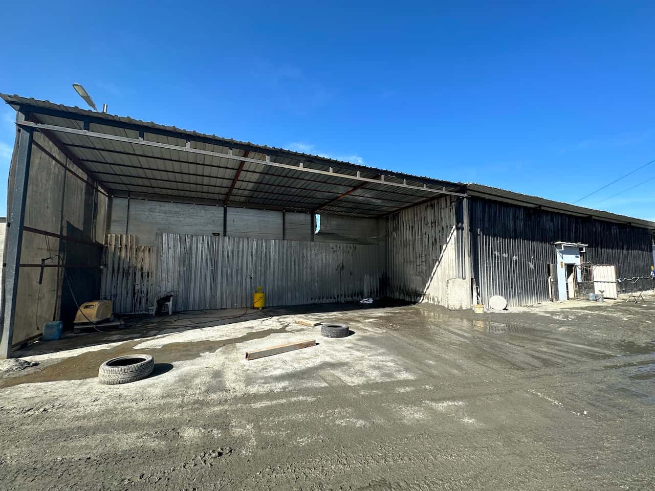Ihsaniye village car wash center